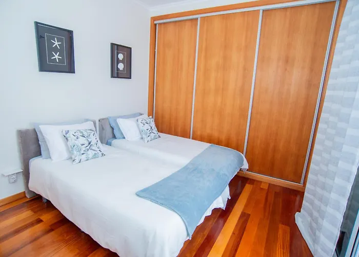 Bugio * Σάντα Κρουζ